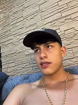 Chat XXX Live Lander_Cruz