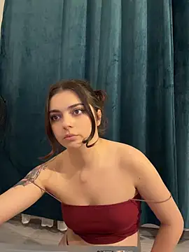 LaraRoseen Chat XXX live