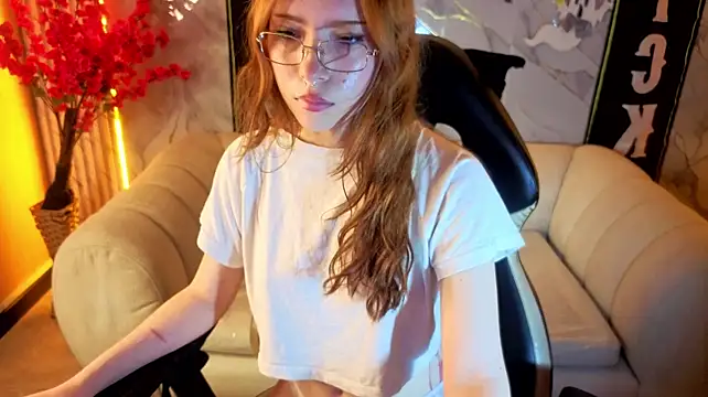 Chat +18 de ginger_siren_tf ao vivo