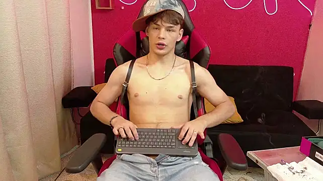 XXX chat uživo modela LoganSteel_