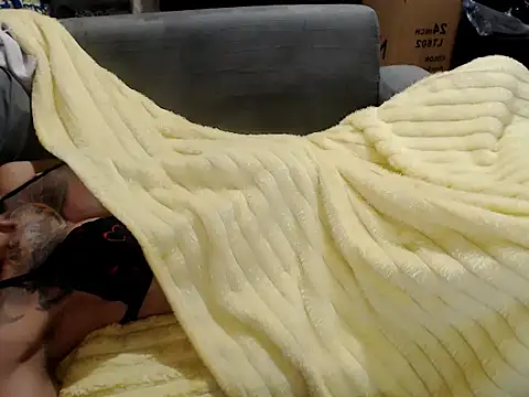 Chat XXX ao vivo de Trish_CurveCock