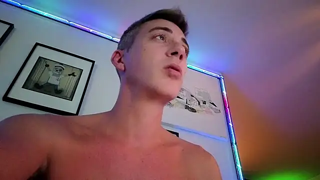 1Hugo1 Live XXX-Chat