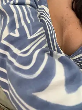 צ'אט XXX בשידור חי של DulceMya