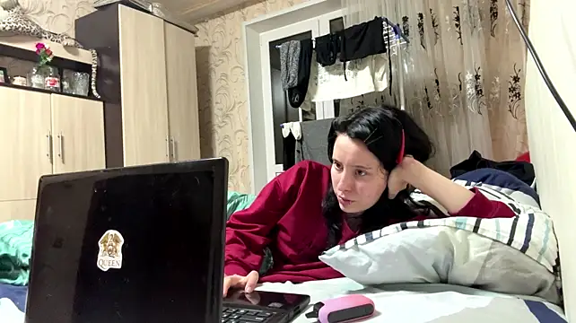 Chat +18 de ClaudeBlitz ao vivo