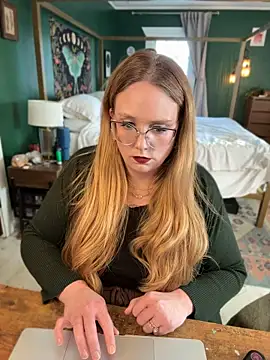 thatcutegirlwtheglasses' Live XXX Chat