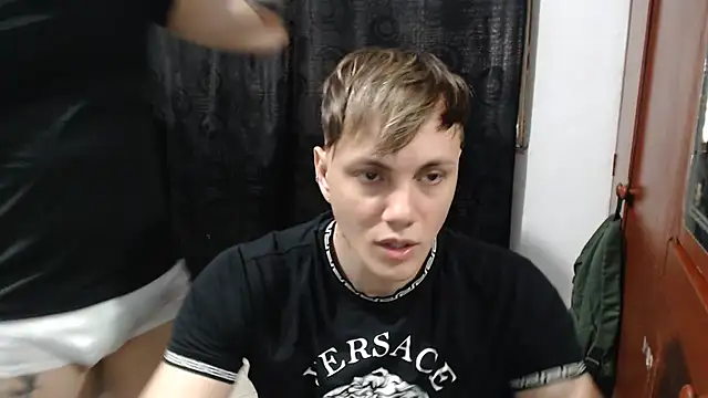 Živý XXX chat kike_energy