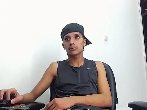 brayan__hot__n Live XXX chat