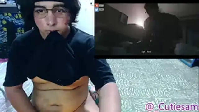 Cutie_Sam élő XXX-chatje