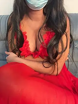 Chat +18 de Sexyqueenameliya ao vivo
