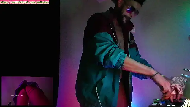 Guyst049 Live XXX-Chat