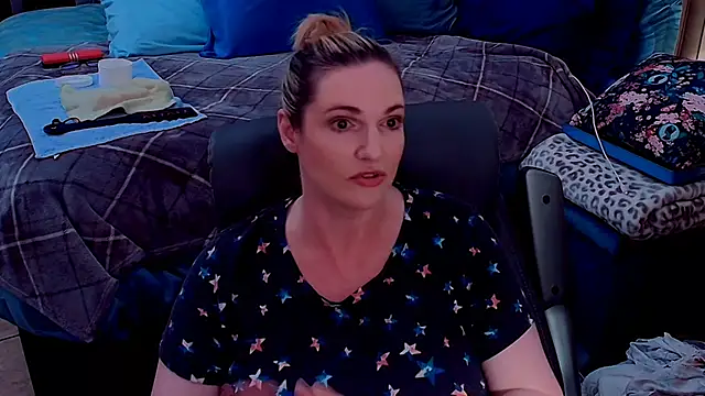 แชท XXX สดของ ninajaymes
