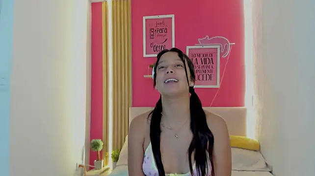 Chat XXX ao vivo de CataleiaLatin