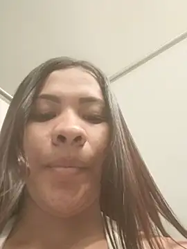 Chat +18 de Ahsly_Duque ao vivo