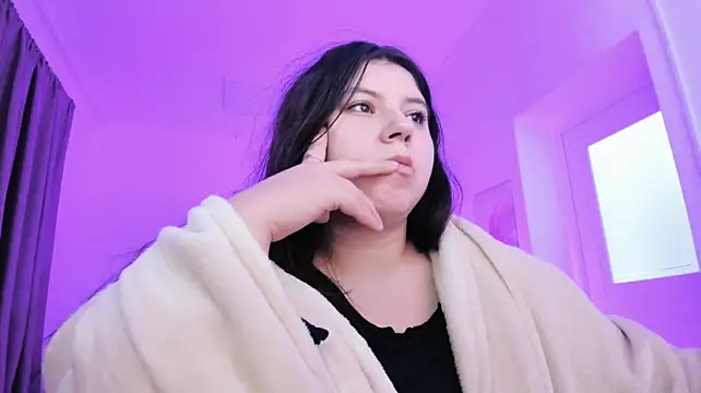 DiaAngell Adlı Modelin Canlı XXX Sohbeti