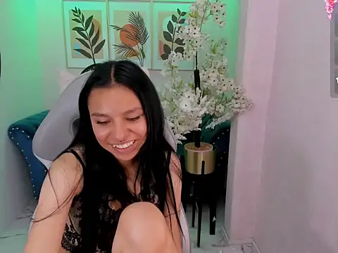 XXX chat uživo modela Cleo_adamss