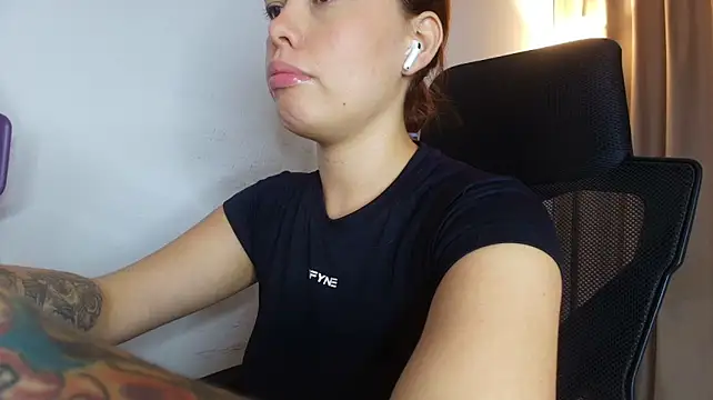 Chatroom XXX en direct de lisbet21x
