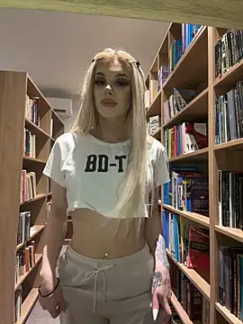 Živý XXX chat AlyssaFoxx_