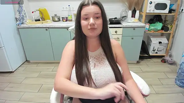 LinaElasm Adlı Modelin Canlı XXX Sohbeti