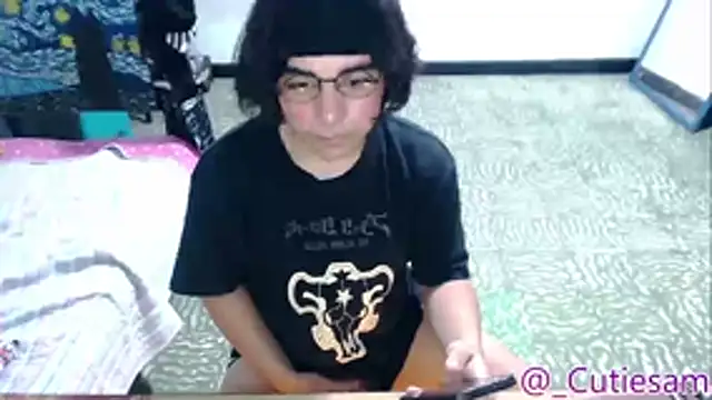 Chat +18 de Cutie_Sam ao vivo