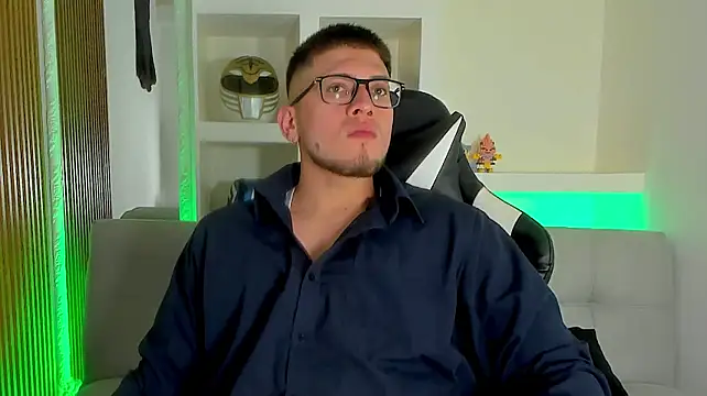 SebastianMaximoff_ XXX чат на живо