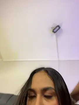 MiilaBlake Chat XXX in diretta