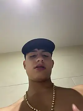 Lander_Cruz Live XXX-chat