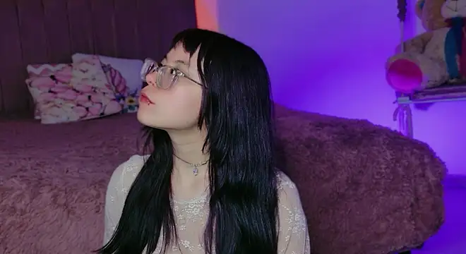 uchiiky_doll Chat XXX live