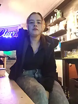 karlagiraldo198's Live XXX Chat