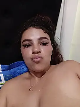Mommy-Hot's Live XXX Chat