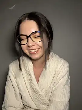 Chat +18 de KaylaLewyss ao vivo
