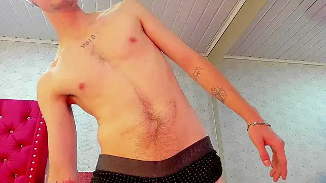 XXX chat uživo modela NickWild