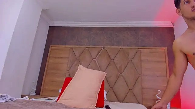 EimyAndMaxi Chat XXX live