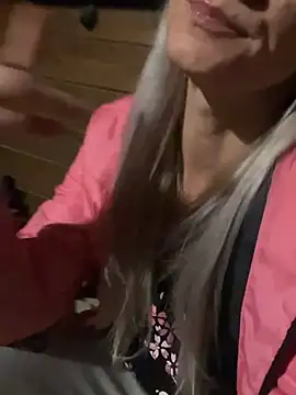 LaMadrina006のライブXXXチャット
