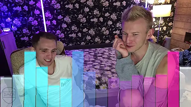 Vuitton Chat XXX live