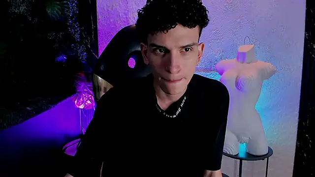 DAMIAN_22: απευθείας συνομιλία ΧΧΧ