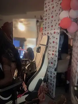 Motherbigbus Pertunjukan Webcam