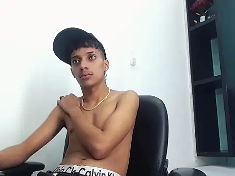 brayan__hot__: απευθείας συνομιλία ΧΧΧ