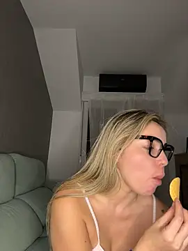 ManuelaNovoa24 Chat XXX in diretta