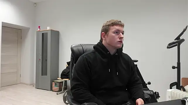 Živý XXX chat Richard_Dullas