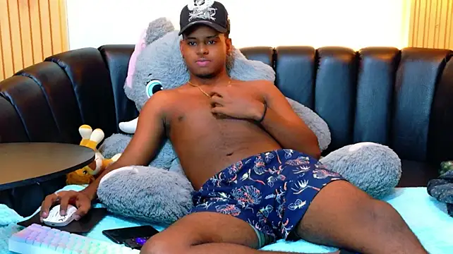 joel_embid Live XXX-chat