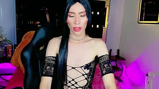 Thamara_Robertss' Live XXX Chat