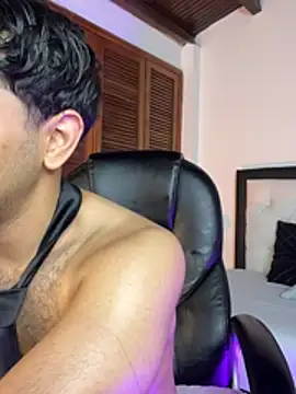 Samir_bear Chat XXX in diretta