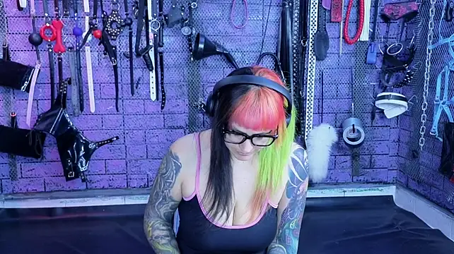 PANDORANEZZ Live XXX-chat
