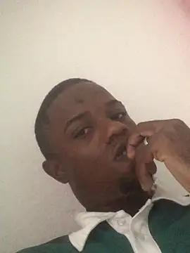Bimbolo2808's Webcam Show