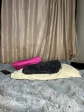Cataleyasweetbooty – Naživo XXX chat