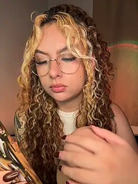 Joyce-fire Chat XXX in diretta