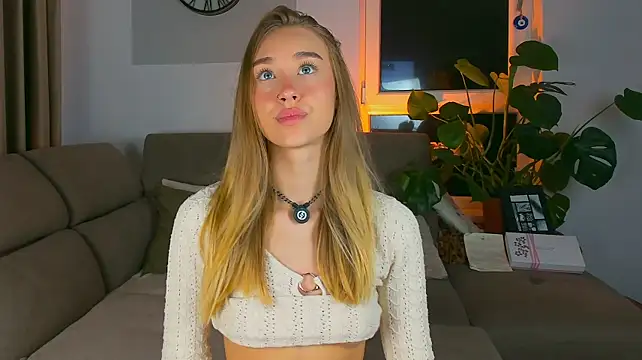 SugarSkye Chat XXX live