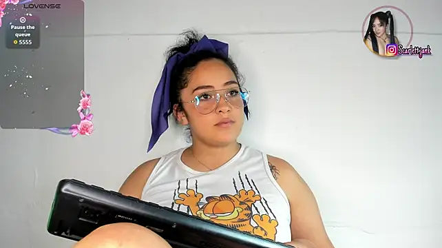 Chat +18 de Scarlett_Jank ao vivo