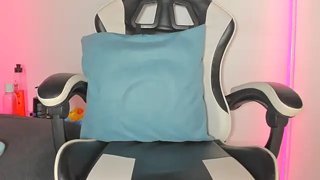 KylanDark 现场XXX聊天
