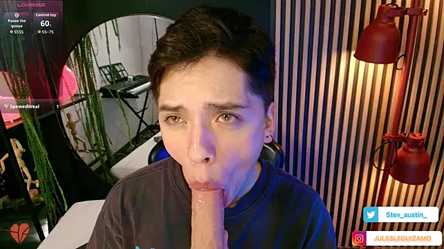 צ'אט XXX בשידור חי של stev_austin_